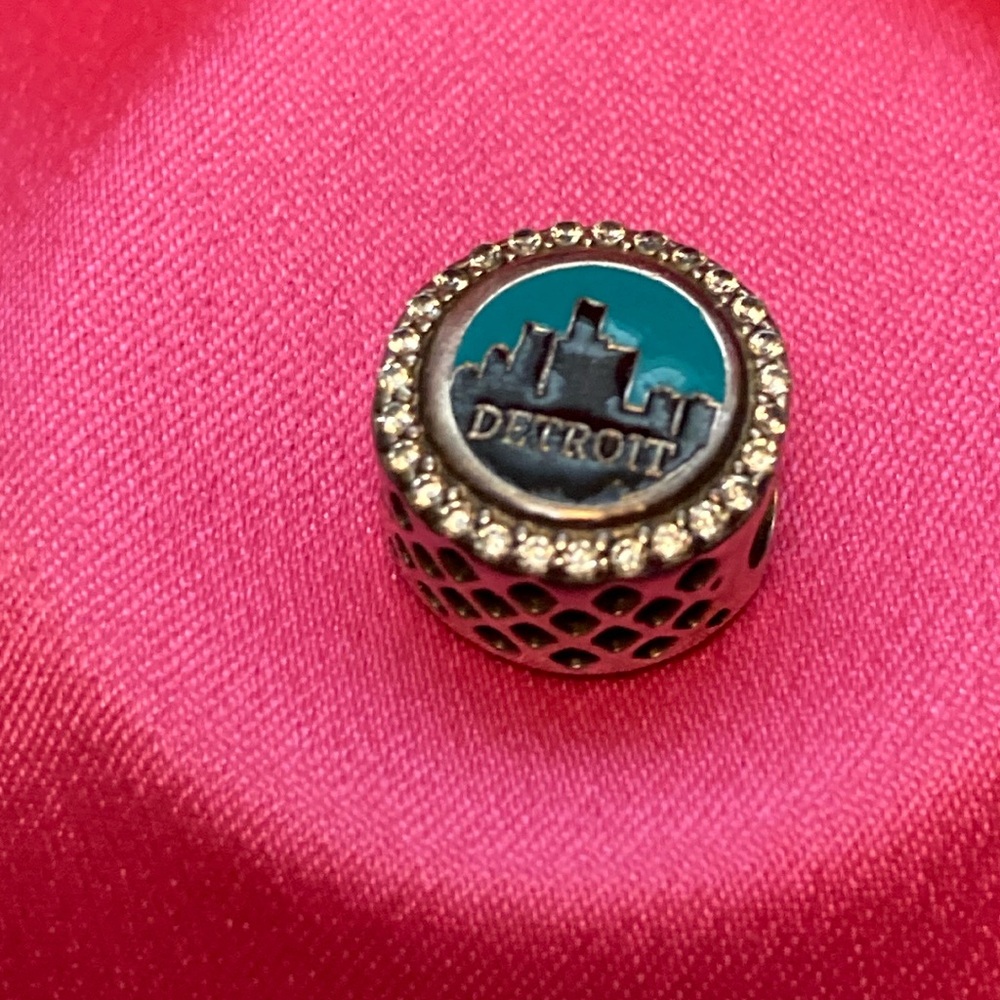 Pandora “Motor City” Charm